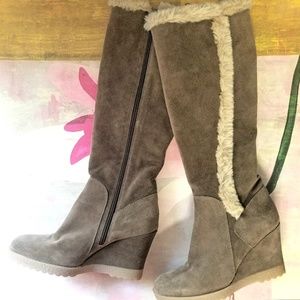 Aquatali brown suede boots size 7